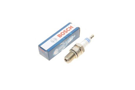 СВІЧКА W8CC 0.7 SUPER BOSCH 0 241 229 579