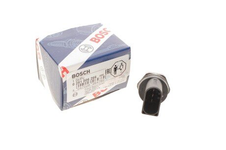 Датчик тиску паливної рейки DB Sprinter 09- BOSCH 0281006266