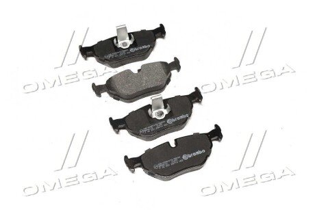 Комплект гальмівних колодок з 4 шт. дисків BREMBO P06023