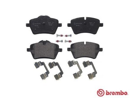 Комплект гальмівних колодок з 4 шт. дисків BREMBO P06086