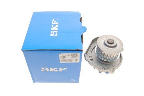 Помпа води SKF VKPC 82100